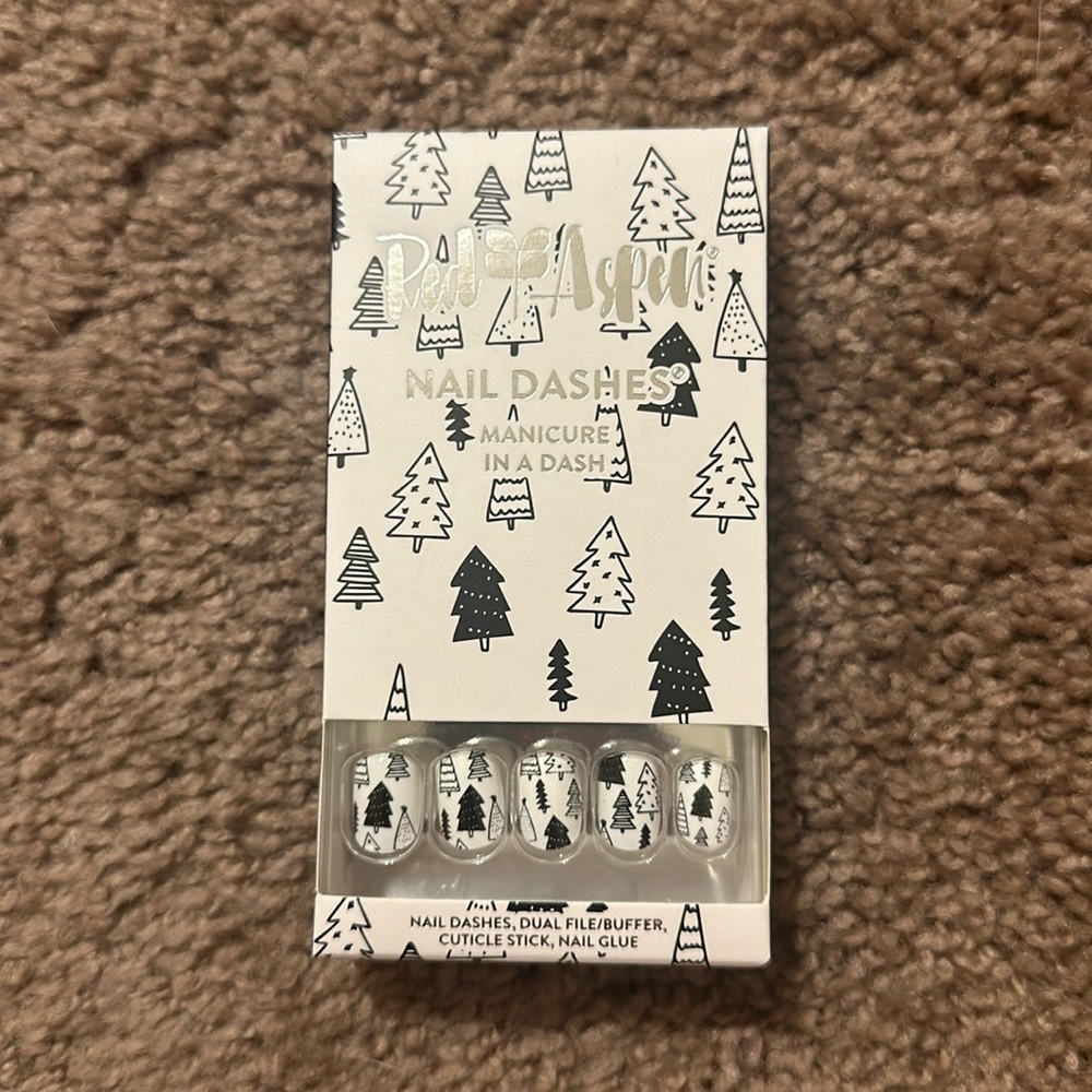 Red aspen nail dash